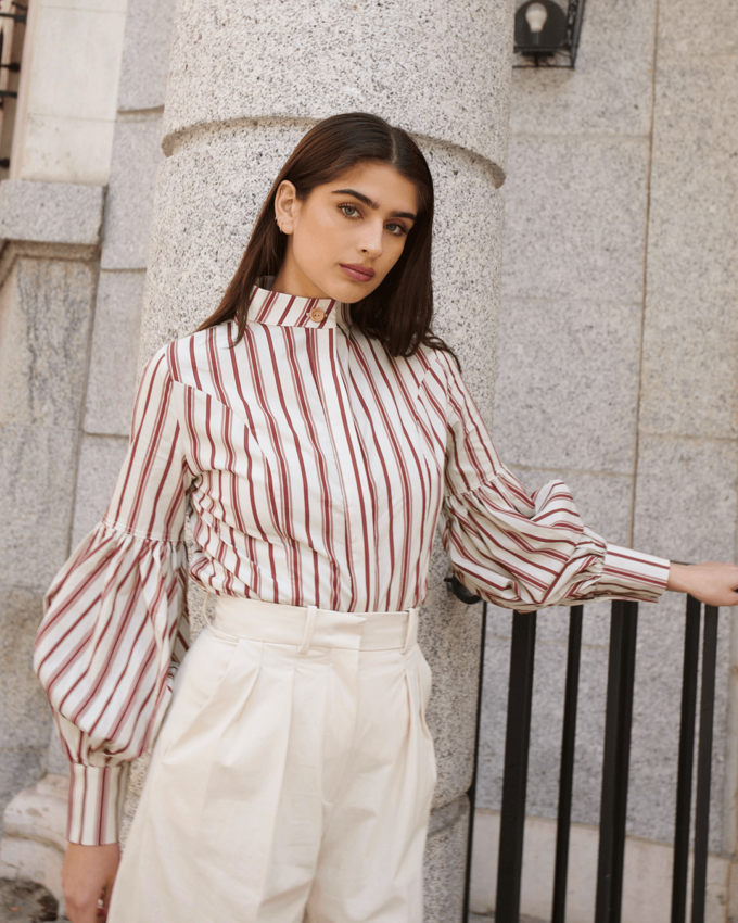Bell red stripes