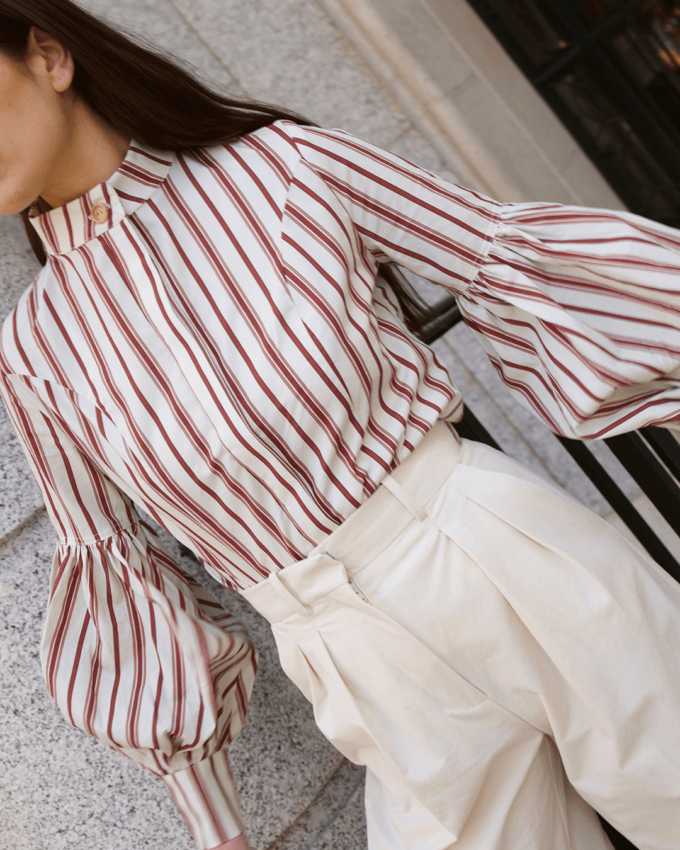 Bell red stripes