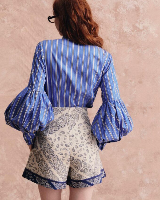 Bell blue stripes