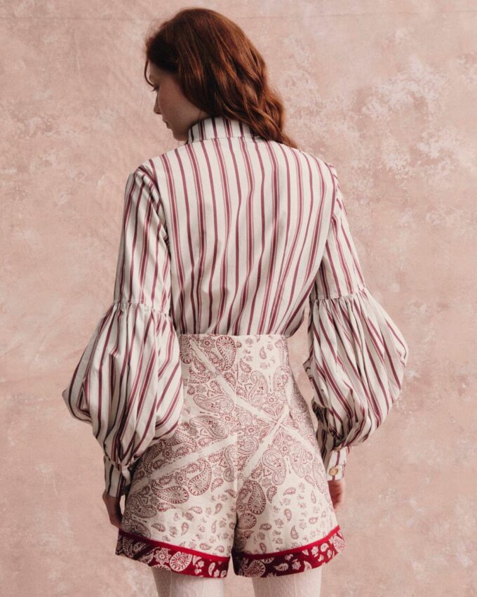 Bell red stripes